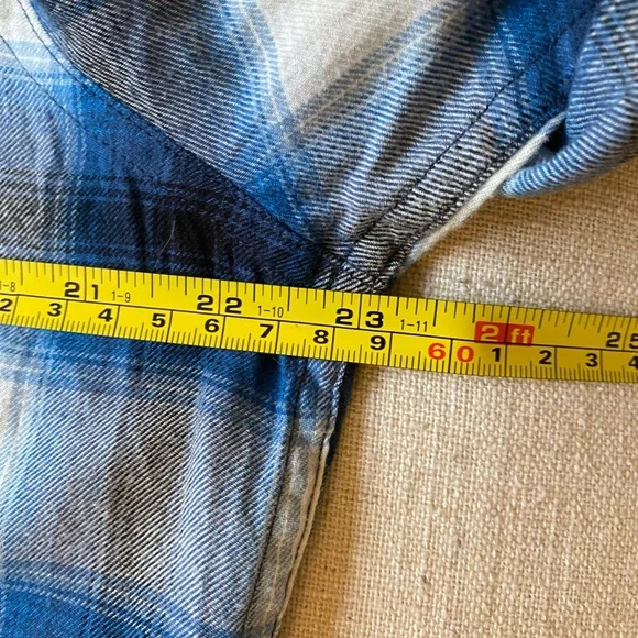 Men’s American Eagle Classic Fit Flannel SZ L - Picture 9 of 11